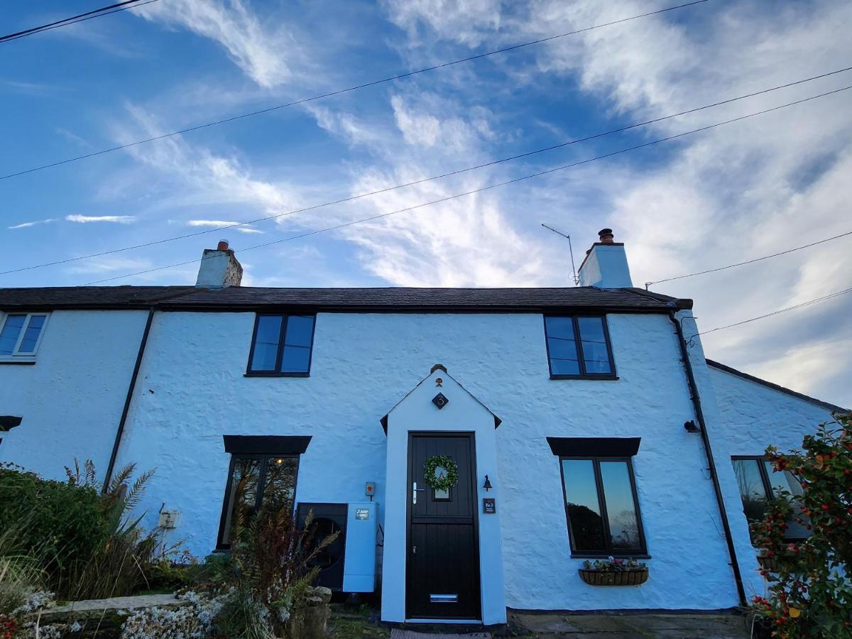 3 Penllan Cottages 霍利韦尔 外观 照片